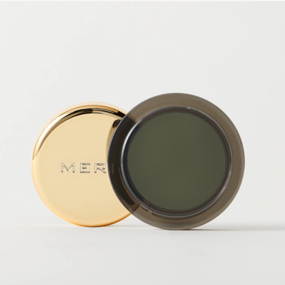 Merit cream-to-powder soft matte eyeshadow -